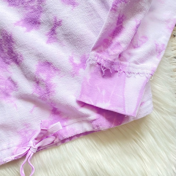 DKNY Tie Dye Pullover - Picture 7 of 9